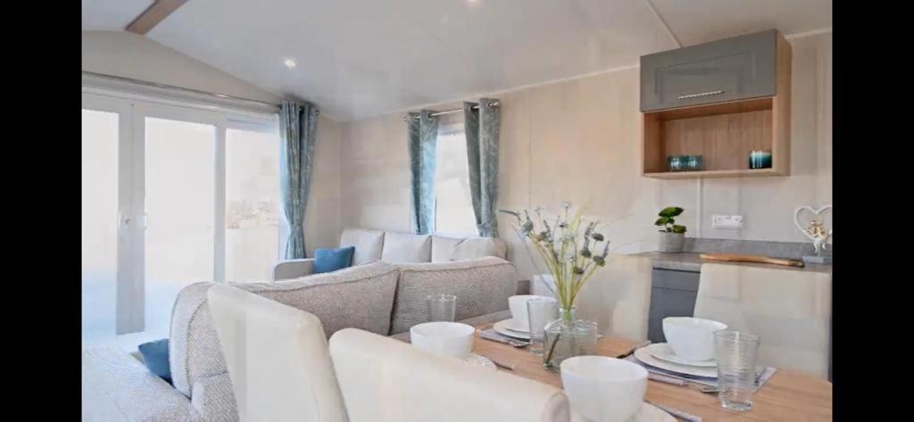 Ultimate Serene Getaway East Mersea Exterior foto